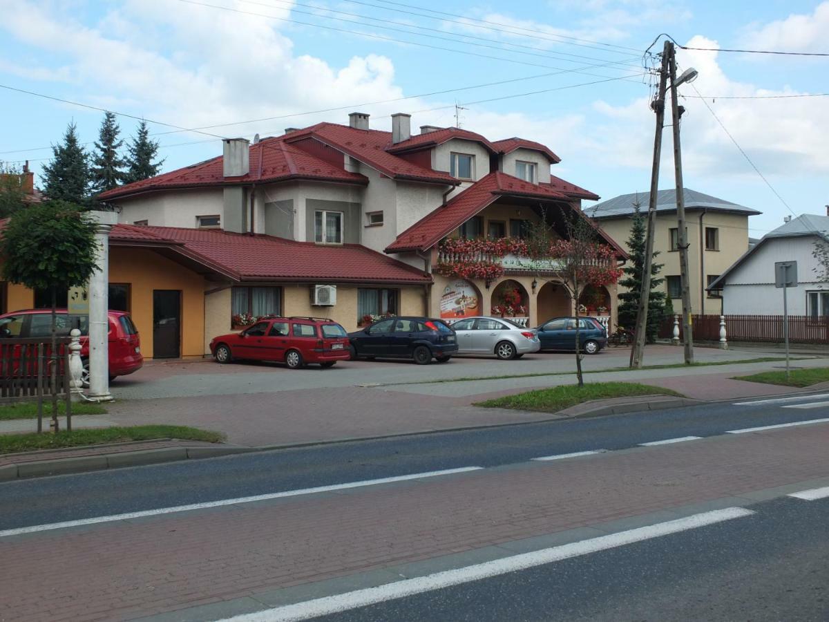 Zajazd Galicja Dukla Exterior photo